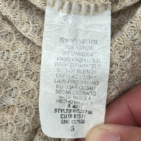 Altard State Womens Waffle Knit V-Neck Long Sleeve Top, Beige, Casual size Small - Picture 4 of 5